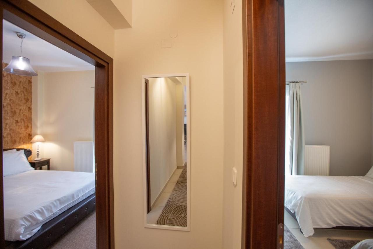 V Luxury Apartment 1 Яніна Екстер'єр фото